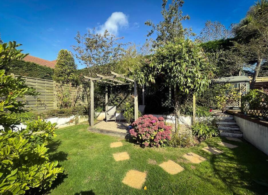 Country Cottage With Private Garden Close To Beach St Mary المظهر الخارجي الصورة